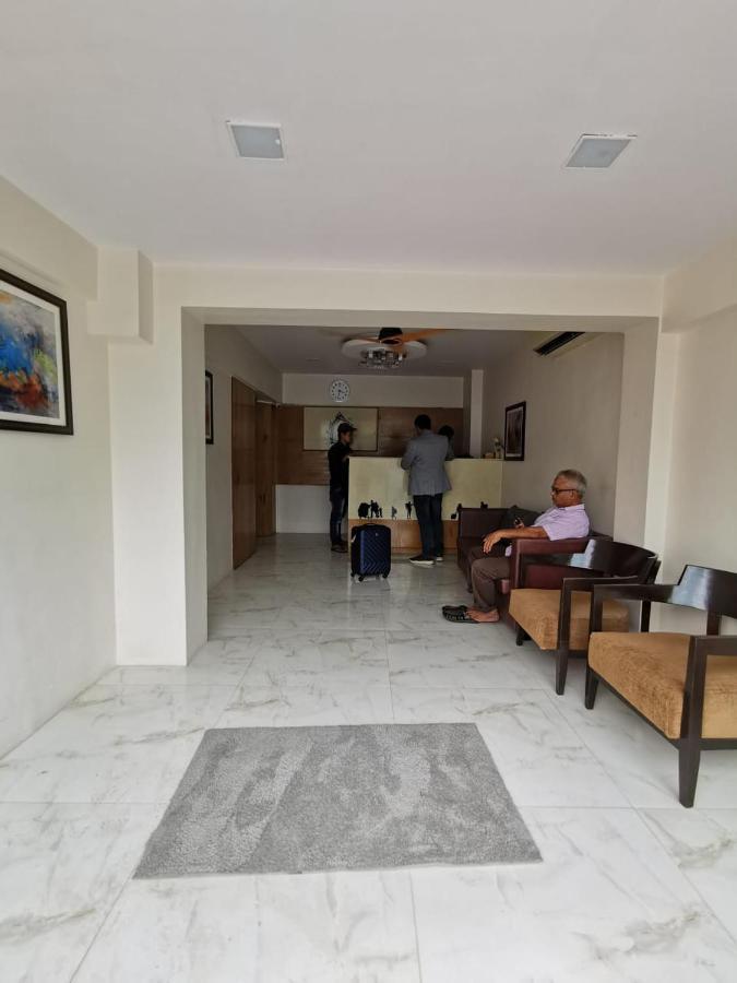 We Backpackers Bombay